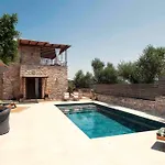 Peroulia Stone - Grèce, Péloponnèse Villa Koróni