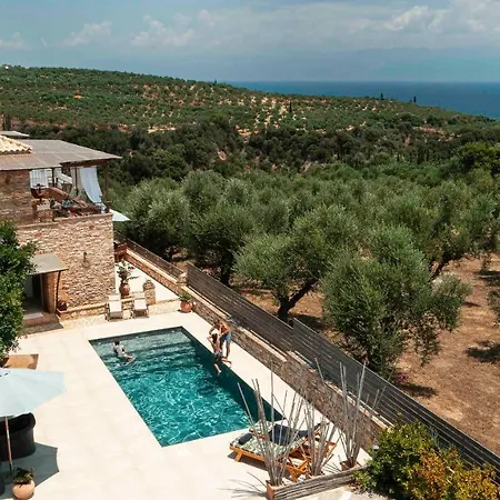 Peroulia Stone - Grece, Peloponnese *