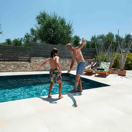 Peroulia Stone - Grece, Peloponnese ヴィラ