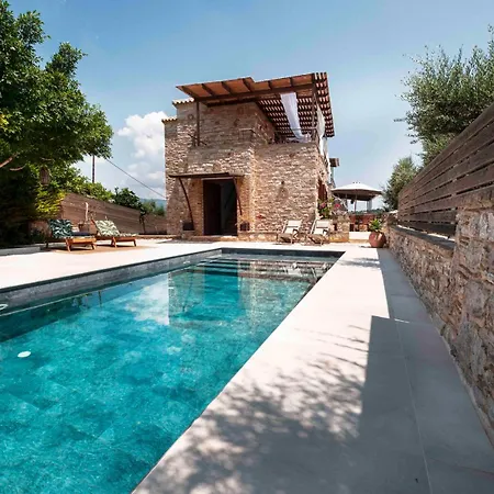 Peroulia Stone - Grece, Peloponnese *