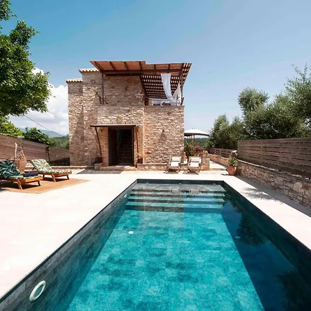 Peroulia Stone - Grece, Peloponnese * Корони